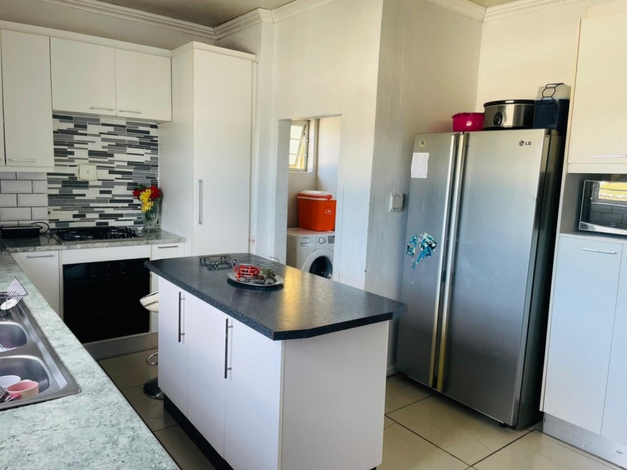 3 Bedroom Property for Sale in Cambridge Eastern Cape